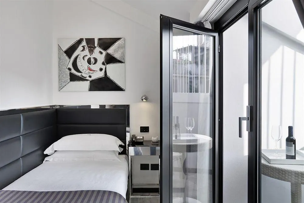 ****  Lhp Hotel Napoleon Mediolan Włochy
