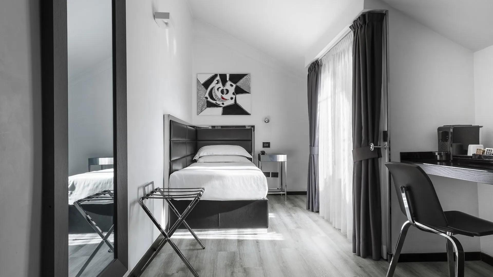 Lhp Hotel Napoleon Mediolan