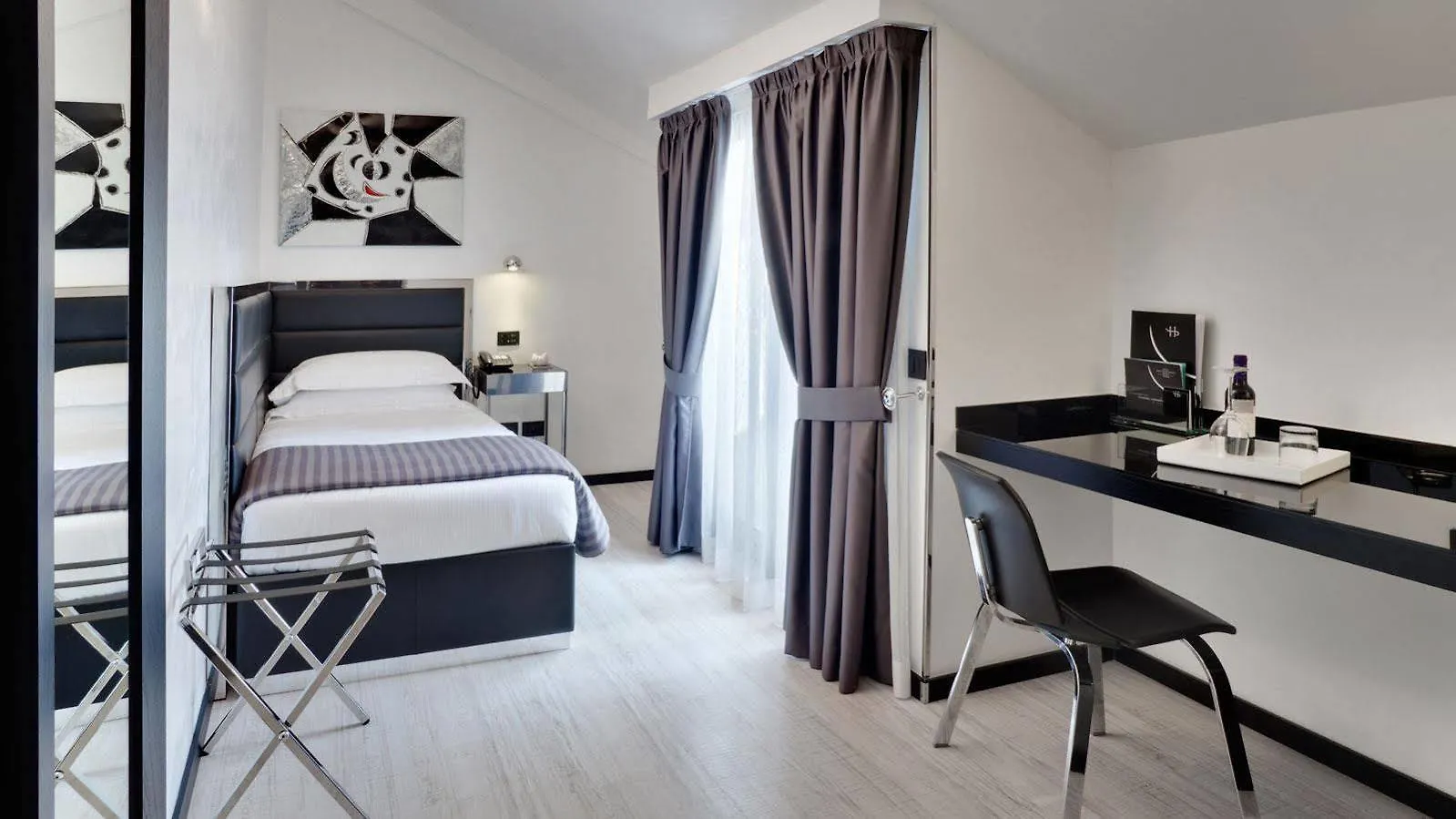 Lhp Hotel Napoleon Mediolan