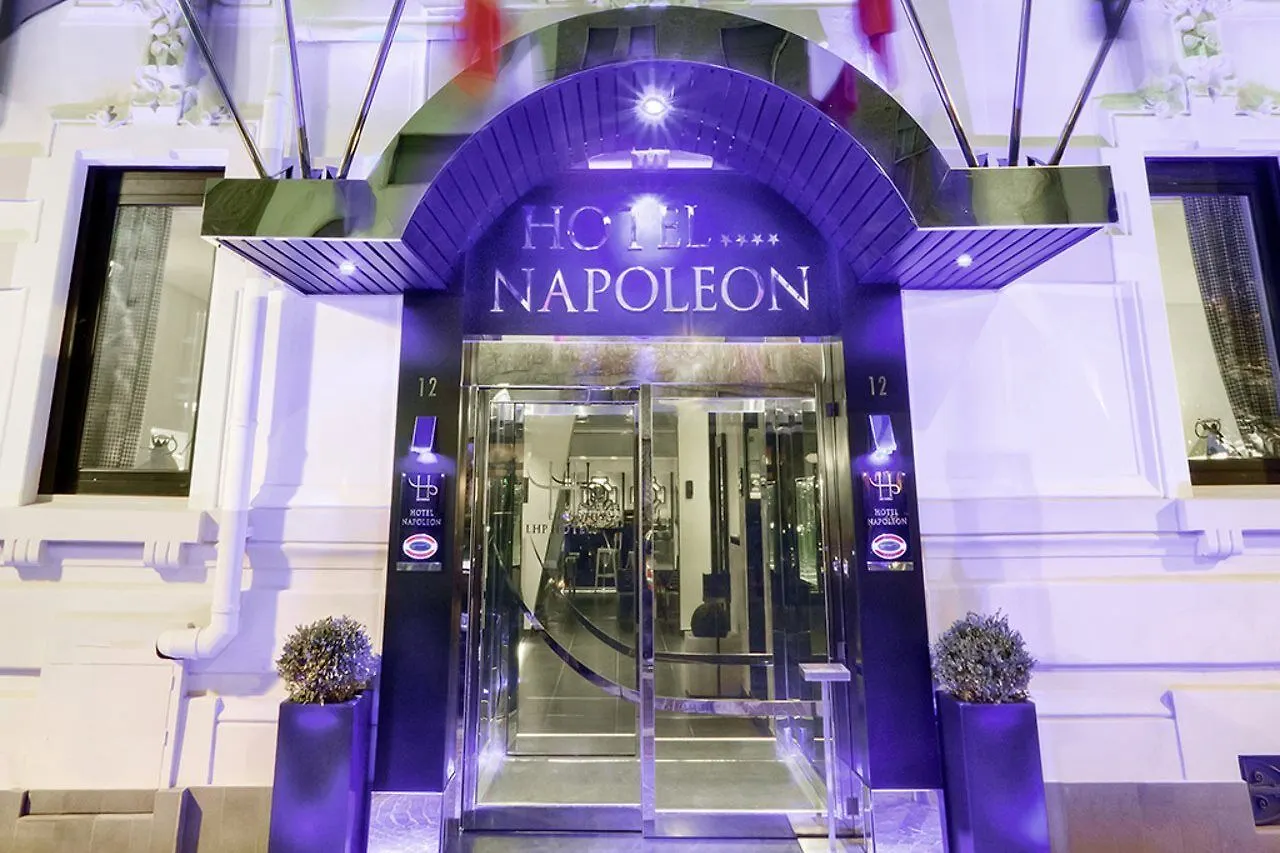Lhp Hotel Napoleon Mediolan Włochy